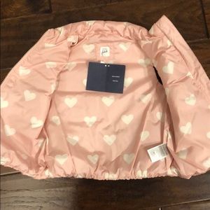 NEW! Gap Pink reversible Puffer Vest 4